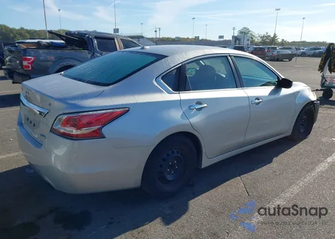 2014 Nissan Altima 2.5 S z USA, uszkodzony, nr VIN 1N4AL3AP5EC411561